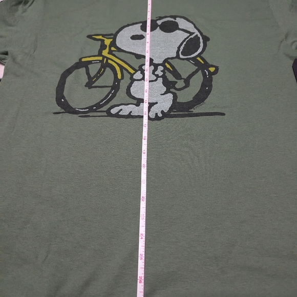 SNOOPY Joe Cool tshirt - Picture 2 of 4